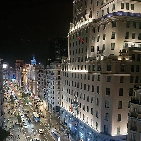 Habitacion En Chueca, Centro De Madrid Luaran gambar