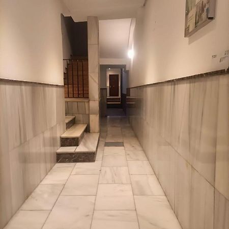 Habitacion En Chueca, Centro De Madrid Luaran gambar